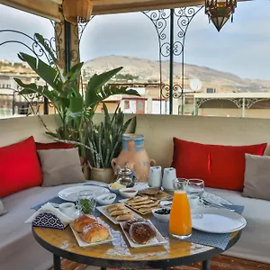 Dar Omar Guest house